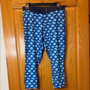Nike Blue Capri Patterned Leggings
